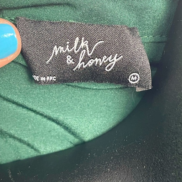 Green Cinch Top - Picture 9 of 9